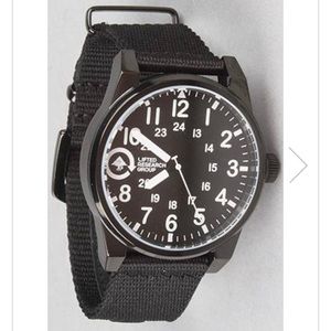 🔥Lrg Field and Researcher Watch; Black🔥